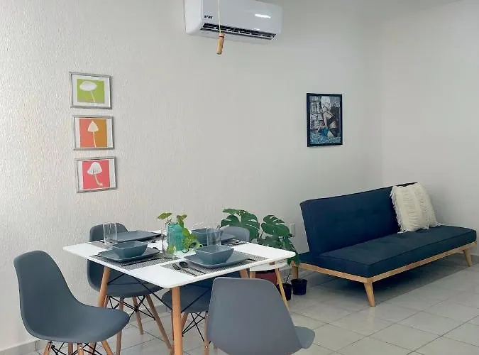 Zamna 2br W/pool & Wifi Hotel 4*